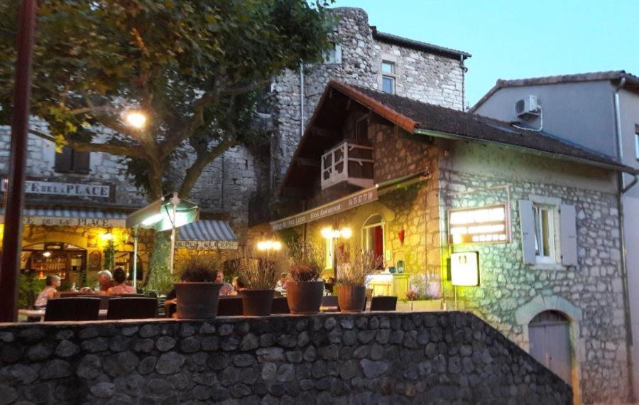 Auberge Du Vieux Lanas Logis Hotel Restaurant Εξωτερικό φωτογραφία