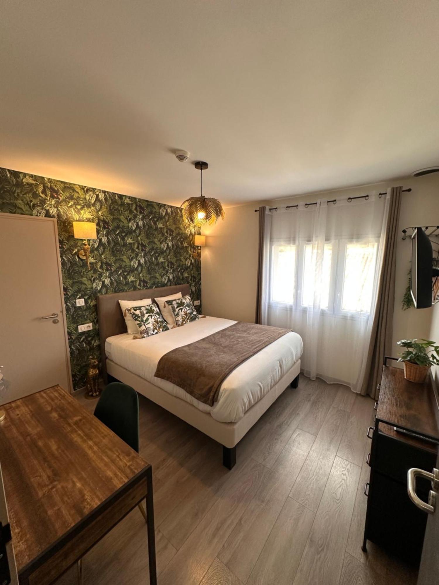 Auberge Du Vieux Lanas Logis Hotel Restaurant Εξωτερικό φωτογραφία