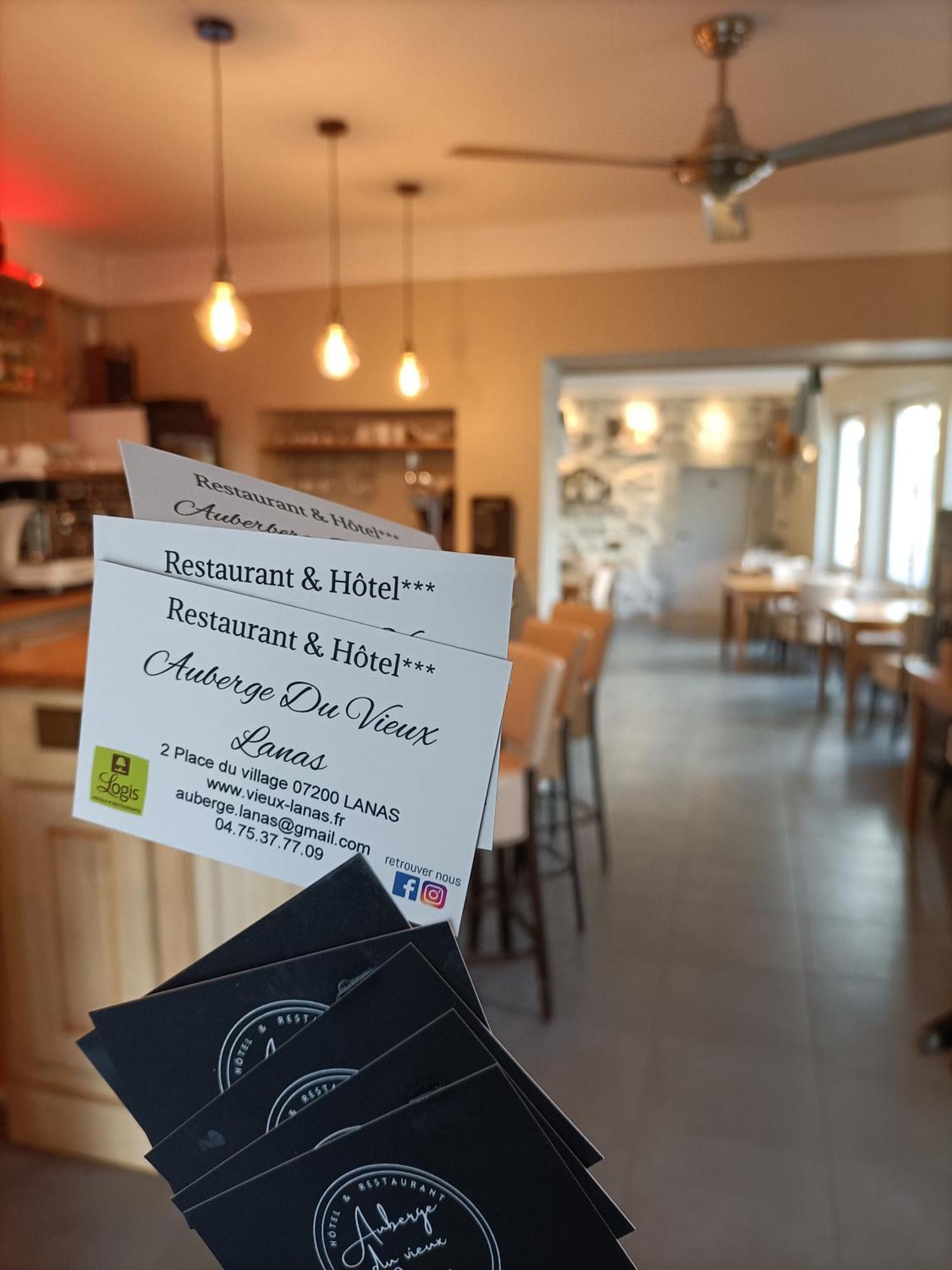 Auberge Du Vieux Lanas Logis Hotel Restaurant Εξωτερικό φωτογραφία
